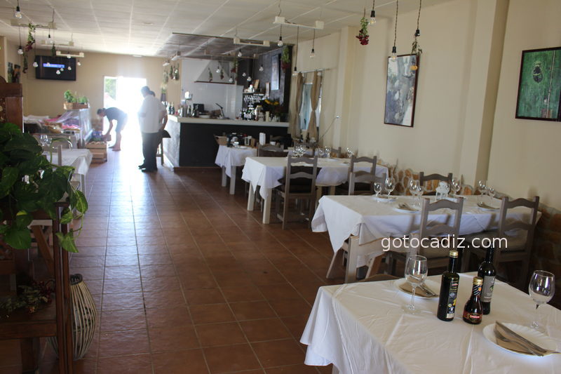 Comedor de Monte Milan 2/6